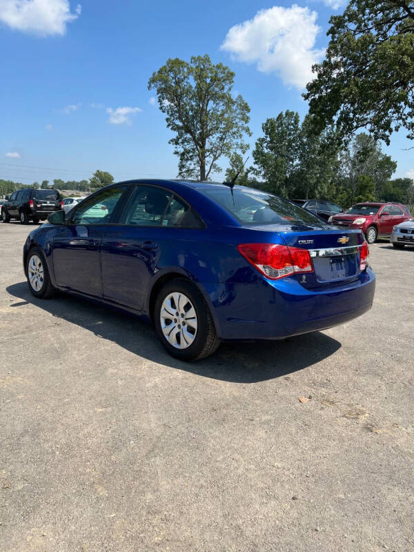 2013 Chevrolet Cruze LS Auto