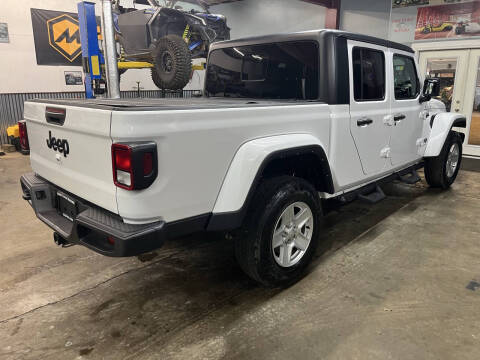 2022 Jeep Gladiator Sport S