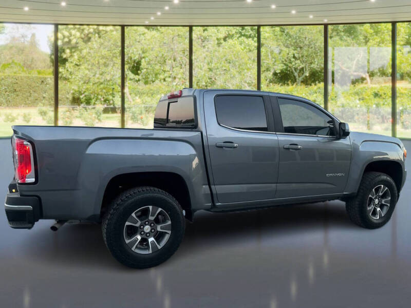 2020 GMC Canyon SLE