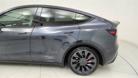 2024 Tesla Model Y Performance