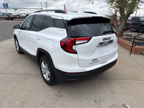 2022 GMC Terrain SLE
