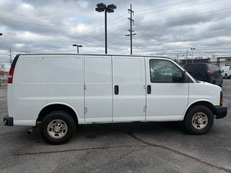 2016 Chevrolet Express 2500