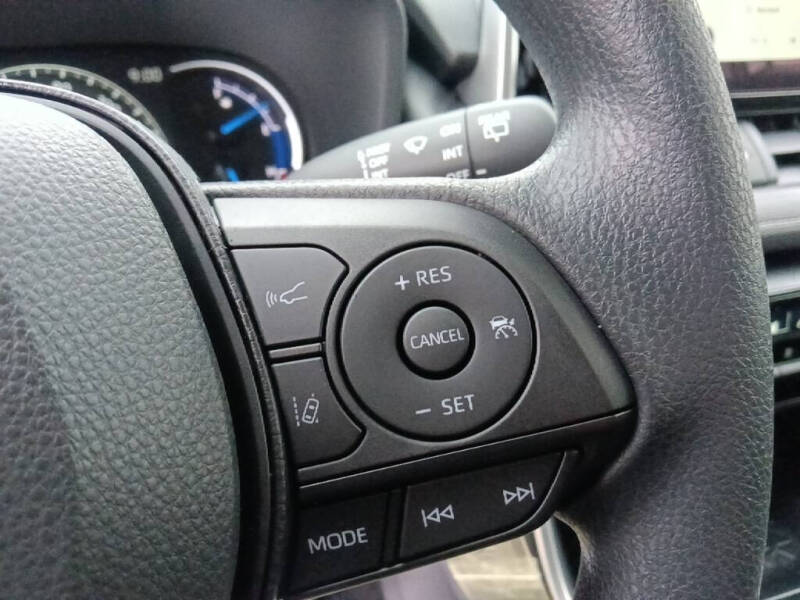 2025 Toyota RAV4 Hybrid LE