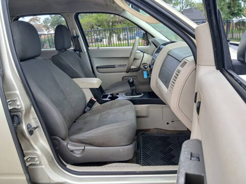 2011 Ford Escape XLS
