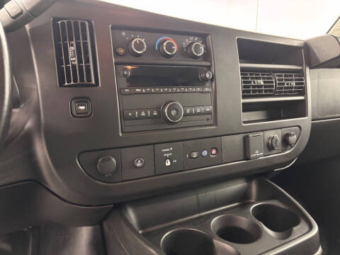 2023 Chevrolet Express 3500