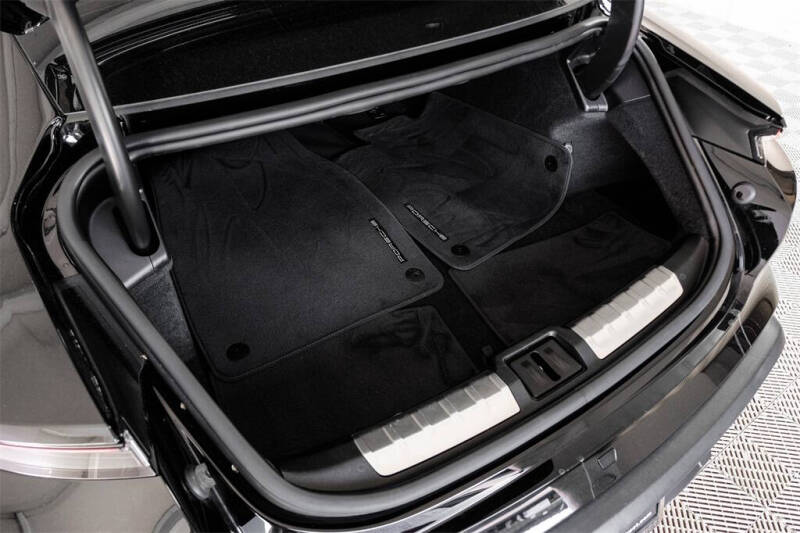 2020 Porsche Taycan 4S