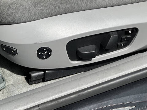 2011 BMW 3 Series 335i