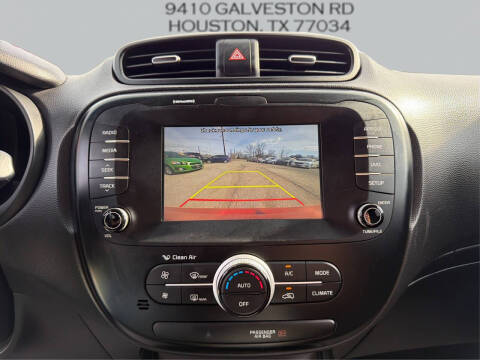 2019 Kia Soul +