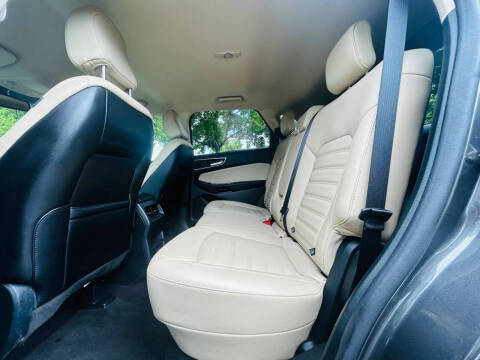 2020 Ford Edge