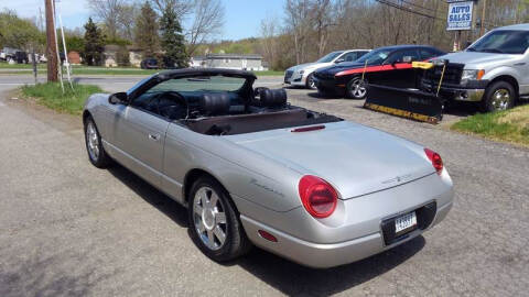 2005 Ford Thunderbird Deluxe