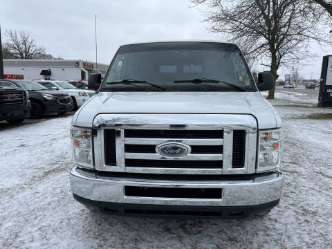 2013 Ford E-Series E-350 SD XL
