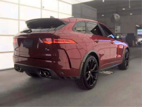 2020 Jaguar F-PACE SVR