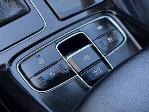 2016 Kia Cadenza Premium