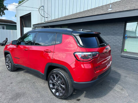 2019 Jeep Compass for sale at Auto Selection Inc. in Houston TX