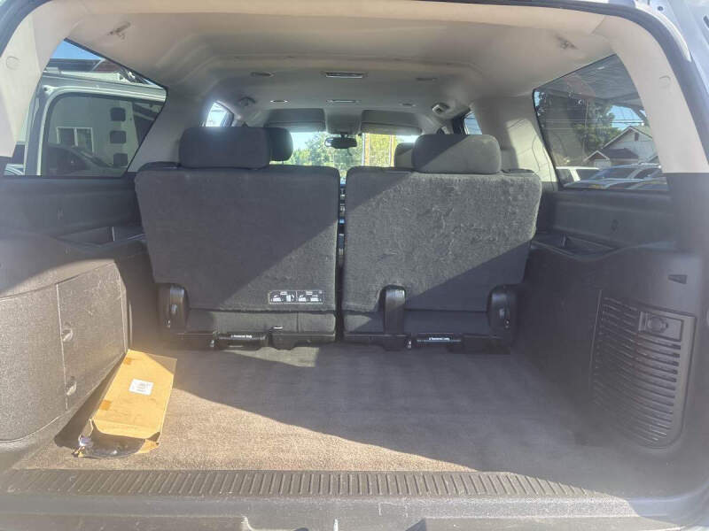 2013 Chevrolet Suburban LS