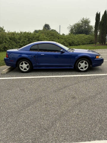 2004 Ford Mustang