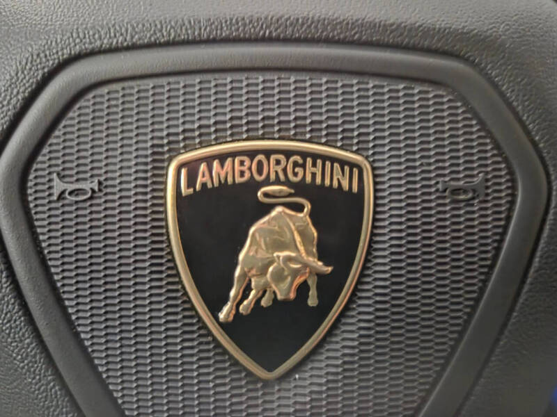 2020 Lamborghini Urus
