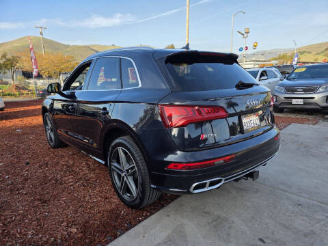 2018 Audi SQ5 3.0T quattro Premium Plus