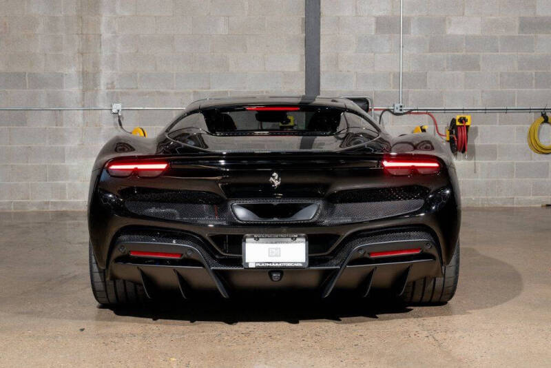 2025 Ferrari 296 GTS