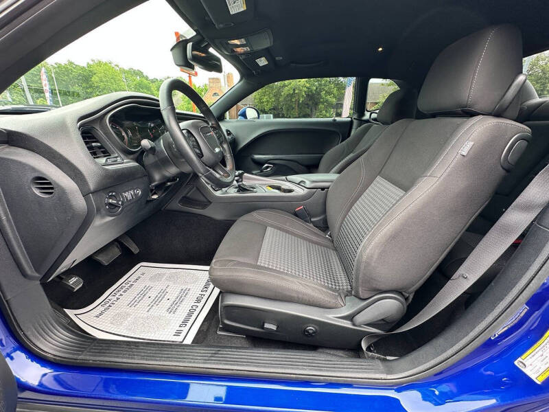 2020 Dodge Challenger SXT