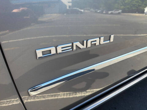 2020 GMC Yukon XL Denali