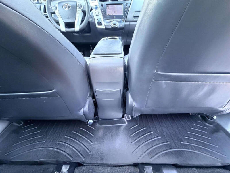 2012 Toyota Prius v Five