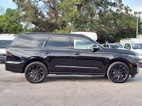 2025 Lincoln Navigator Reserve