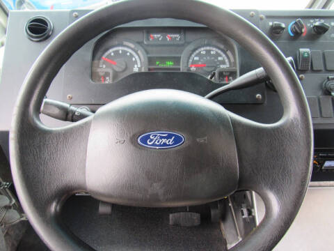 2017 Ford E-Series E-350 SD