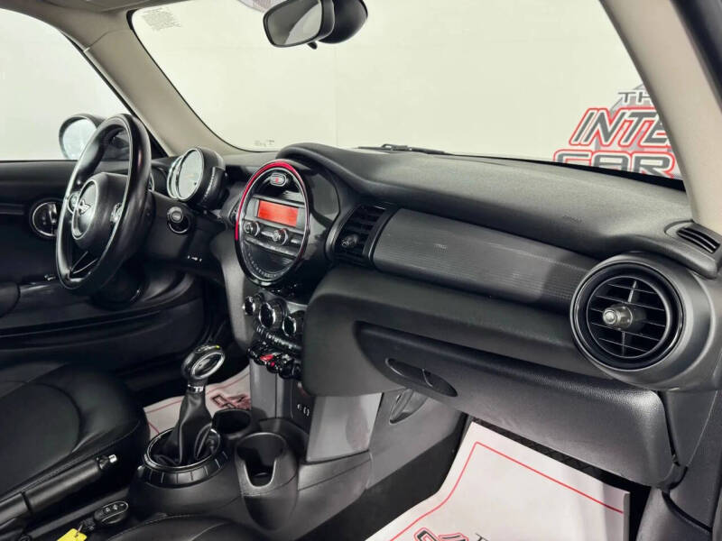 2016 MINI Hardtop 2 Door Cooper