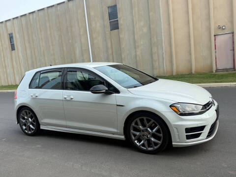 2015 Volkswagen Golf R 4Motion