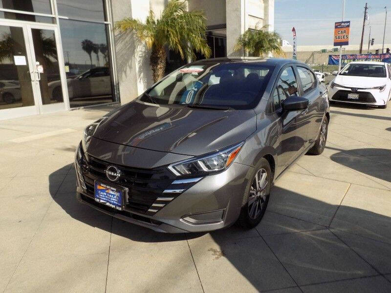 2023 Nissan Versa SV