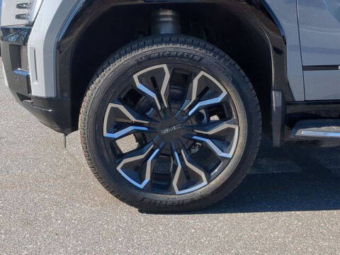 2025 GMC Sierra EV Denali