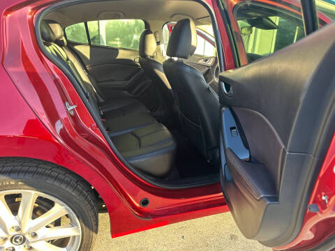 2017 Mazda MAZDA3 Touring