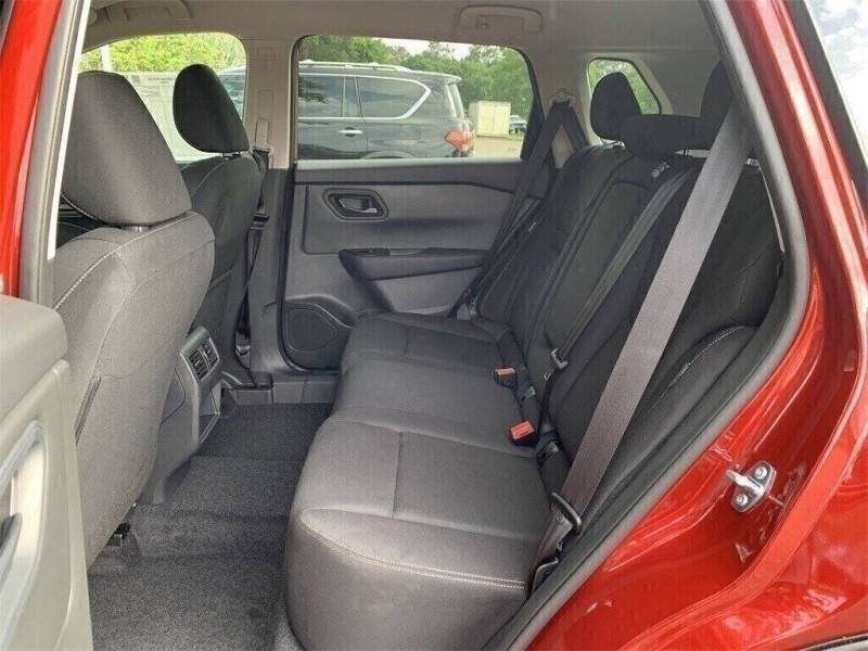 2025 Nissan Rogue S