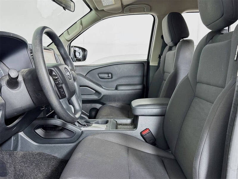 2022 Nissan Frontier S