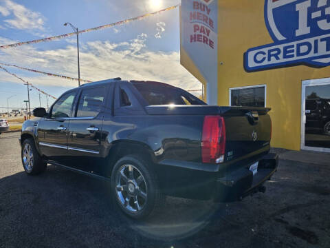 2011 Cadillac Escalade EXT Premium