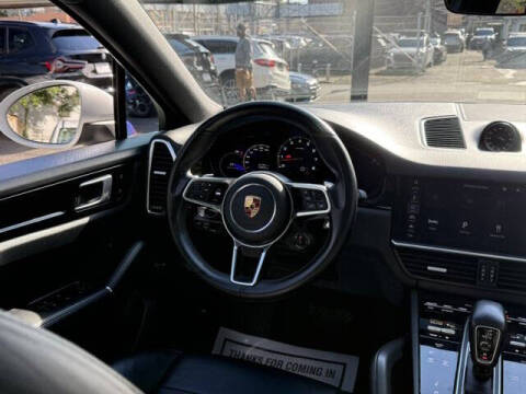 2020 Porsche Cayenne Coupe