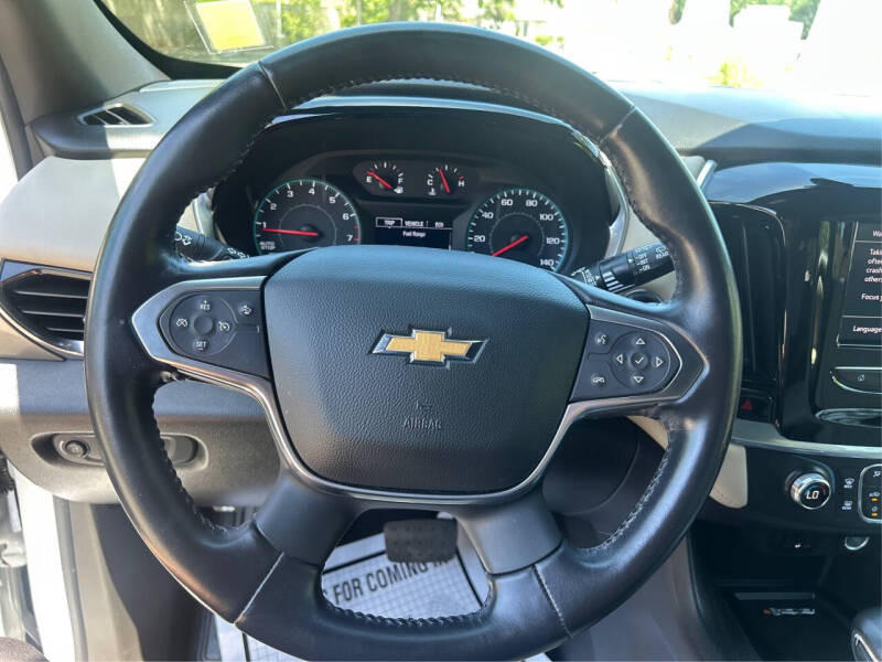 2022 Chevrolet Traverse LT