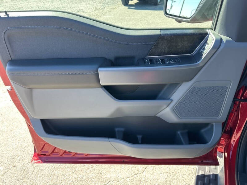 2022 Ford F-150 Lightning XLT