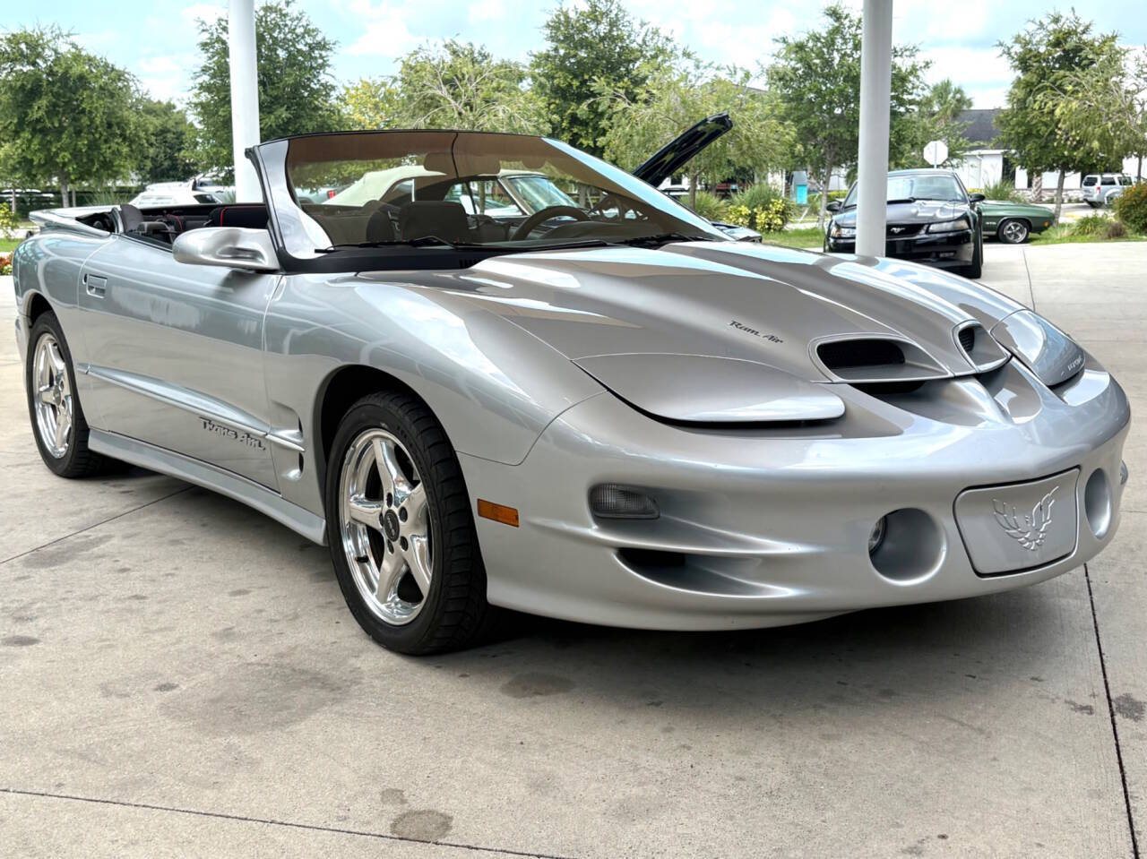 2000 Pontiac Firebird 5