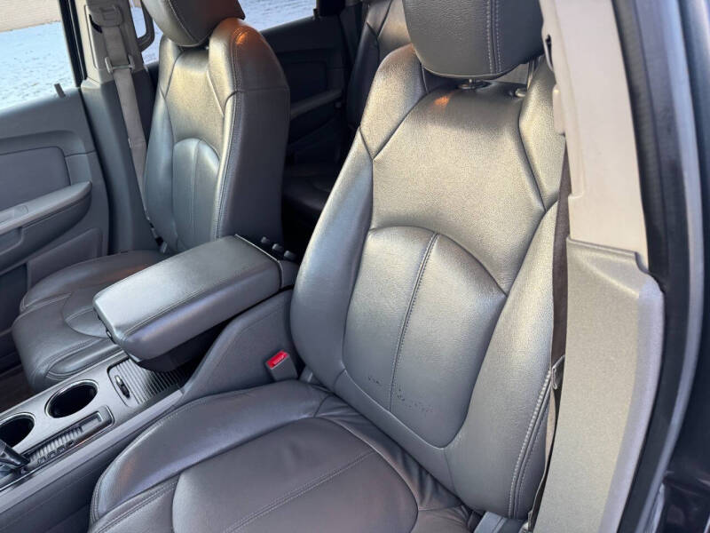 2012 Chevrolet Traverse LS