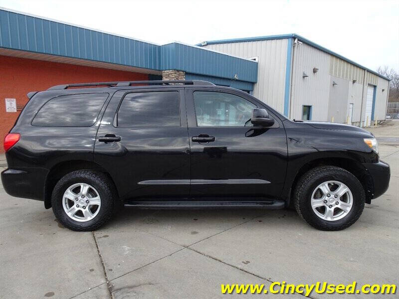 2012 Toyota Sequoia SR5