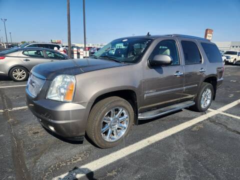 2013 GMC Yukon for sale at AUTO AND PARTS LOCATOR CO. in Carmel IN