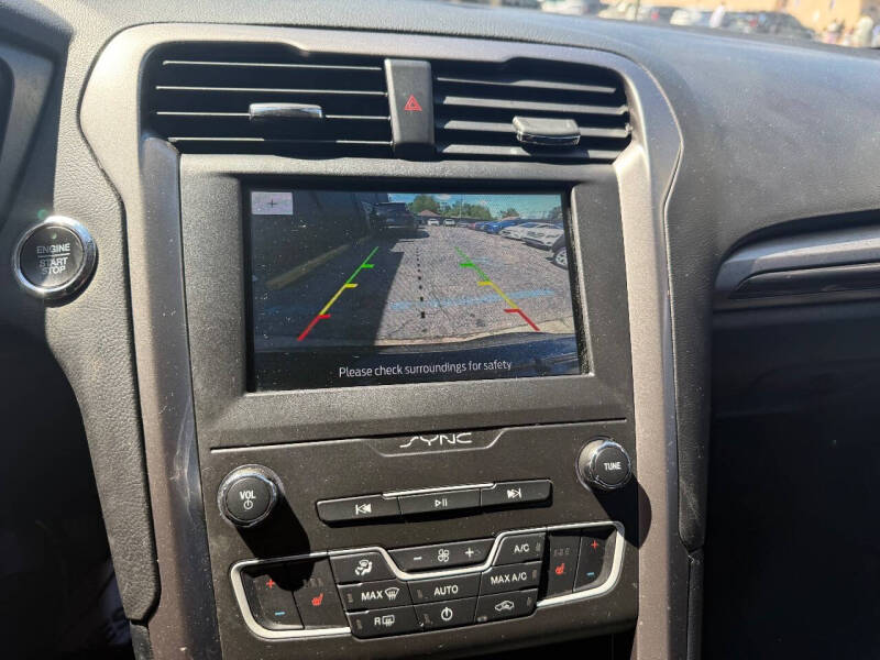 2020 Ford Fusion SEL