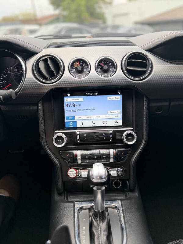 2017 Ford Mustang EcoBoost Premium