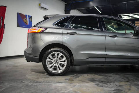 2023 Ford Edge Titanium