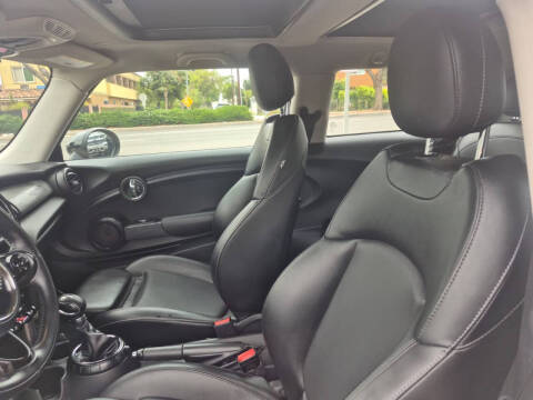 2014 MINI Hardtop Cooper