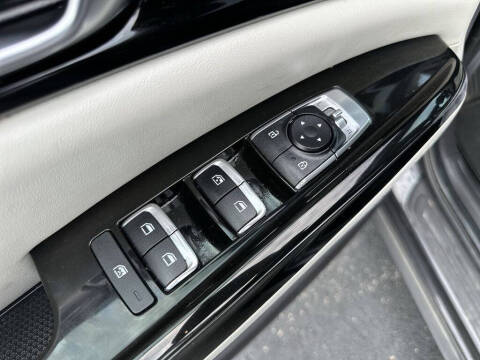 2024 Kia Carnival EX