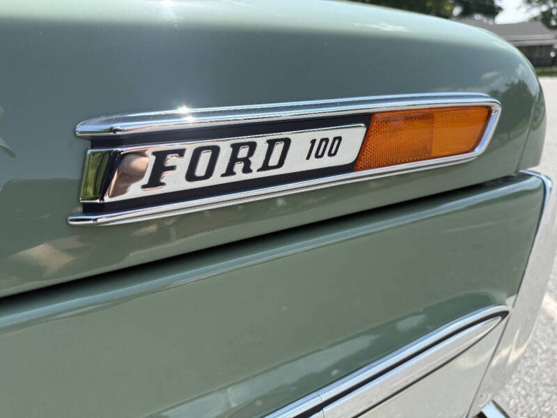 1969 Ford F-100