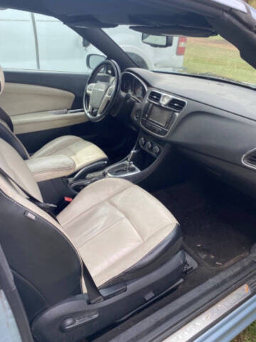 2013 Chrysler 200 Limited